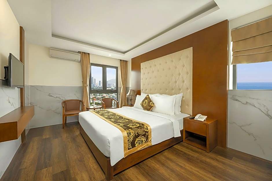 Delicate Hotel