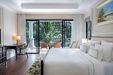 Four-Bedroom Villa with Garden View