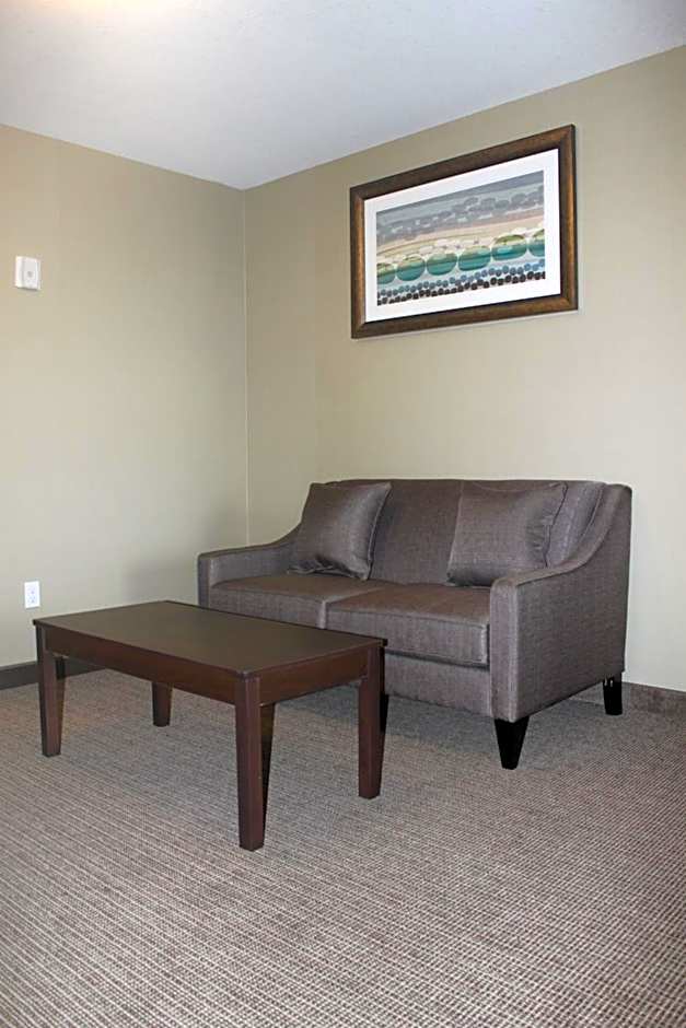 Meridian Inn & Suites Lloydminster