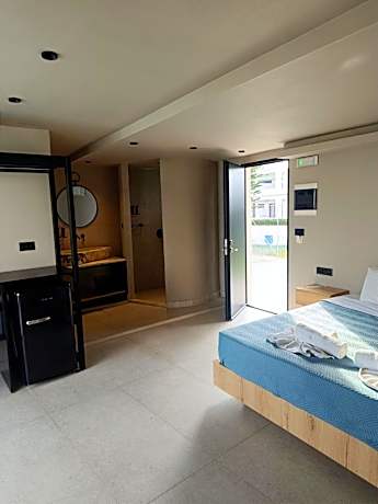 Premium Double Room Pool View