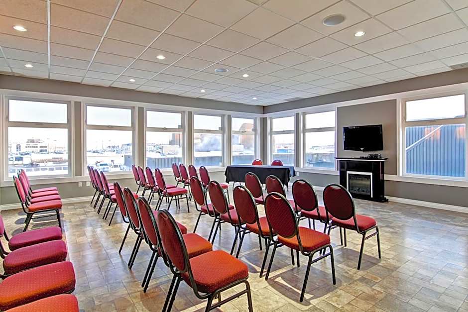 Travelodge by Wyndham Grande Prairie