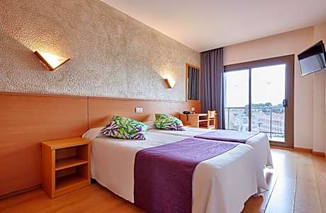 Double or Twin Room with Extra Bed (2 Adults + 1 Child)