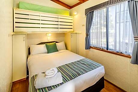 2 Bedroom Bellbird Cottage (No Pets Allowed)