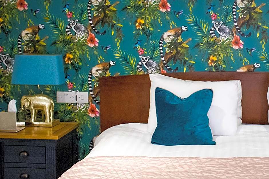 The Christopher Hotel Bar and Grill