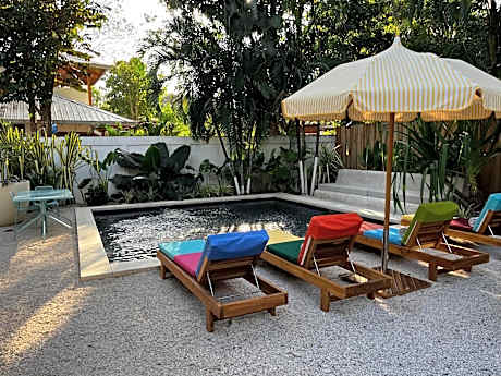 The Beach Break Surf Hotel
