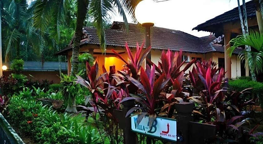 Six Villa Inn