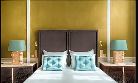 Grand Deluxe city Views