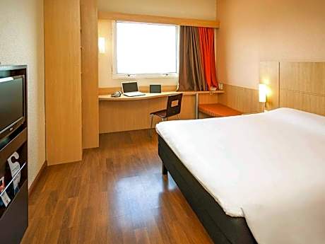 Standard One Double Bed