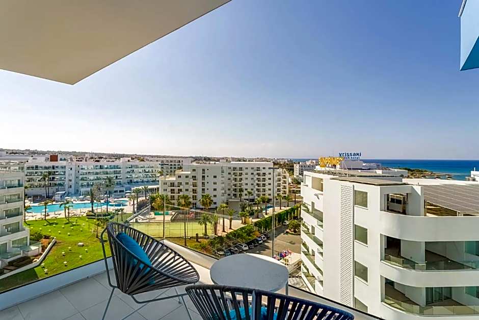 Flamingo Paradise Beach Hotel - Adults Only