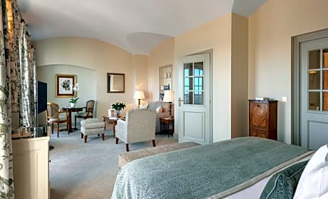 Deluxe Junior Suite