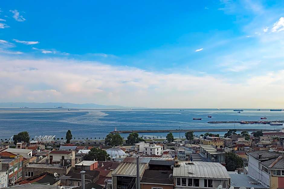 Grand Balyan Hotel & Restaurant