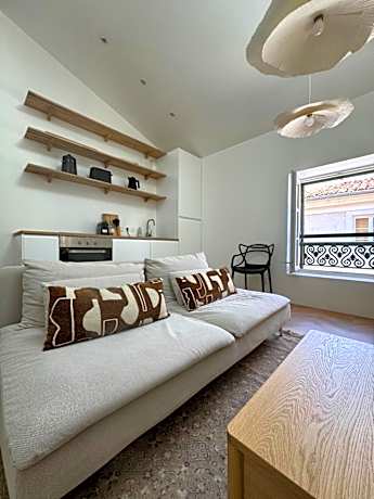 La Halte des Arènes de Nimes - Appartement Minimaliste - Ecusson Nimes