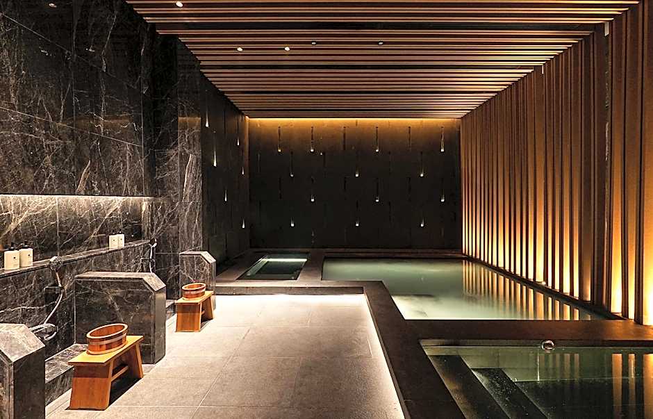 SILQ Hotel & Residence