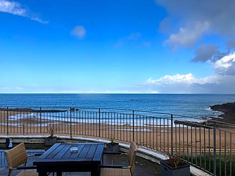 Deluxe Double Room with Balcony and Sea View