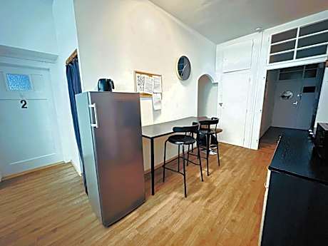 Economy Triple Room with Shared Bathroom
