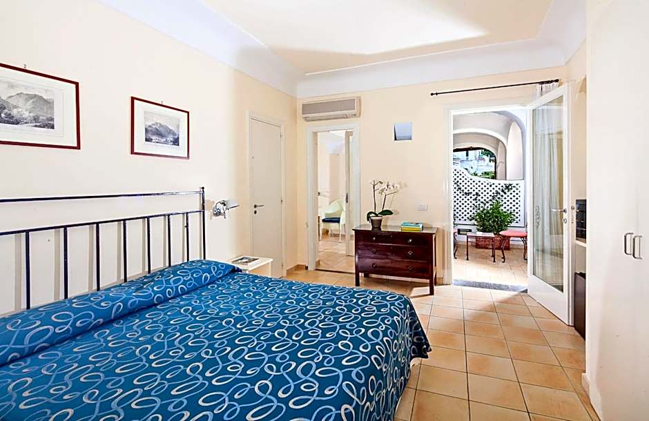 Hotel Senaria