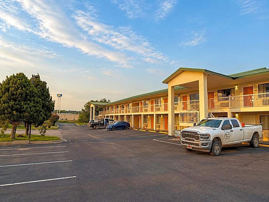 Americas Best Value Inn & Suites Sonora