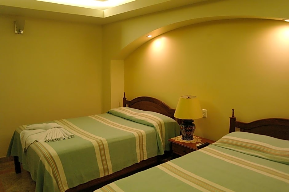 Hotel Real Del Mayab