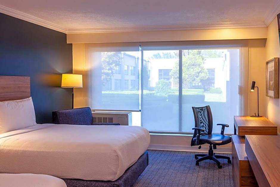 Courtyard by Marriott Toluca Airport