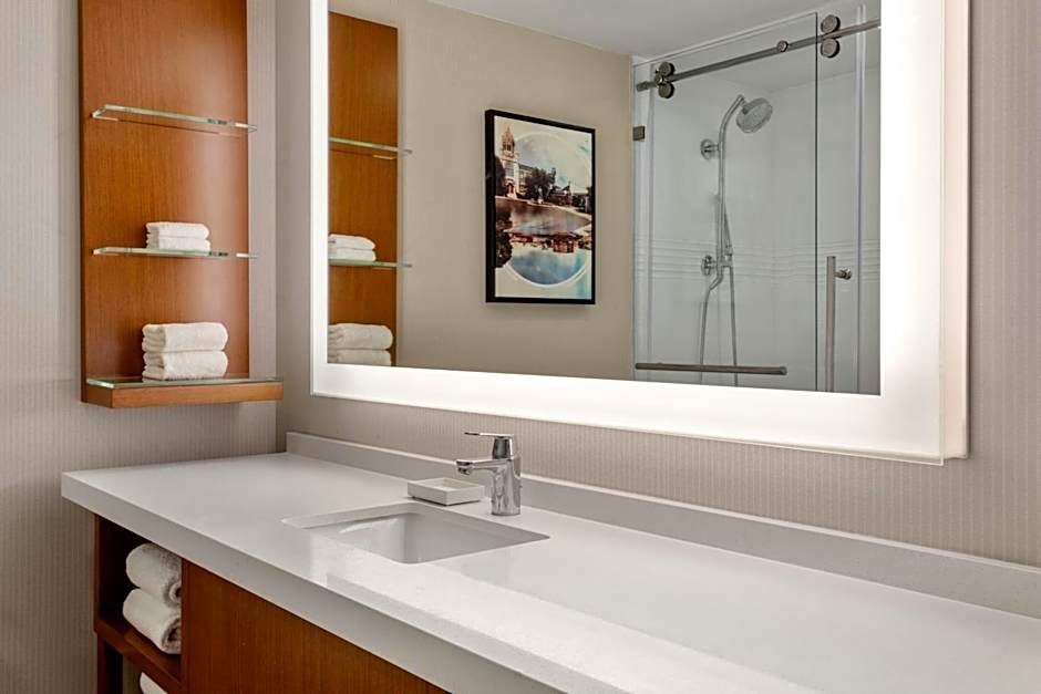 Delta Hotels by Marriott Allentown Lehigh Valley