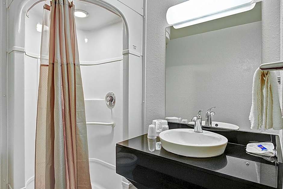 Motel 6-Green Bay, WI