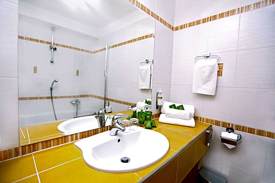 Hotel AquaCity Seasons