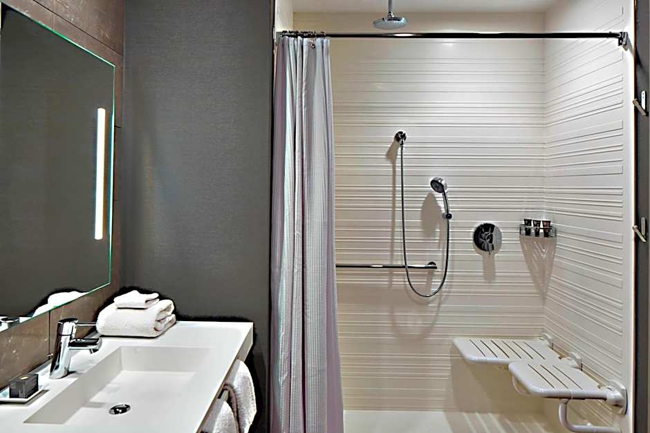 AC Hotel by Marriott Columbus Dublin