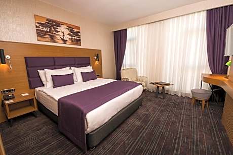 NEW GARDEN HOTEL