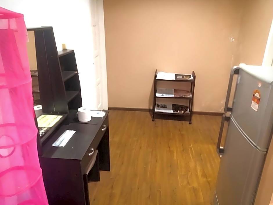 Natol Homestay - Kuching Home Penthouse Airport Road