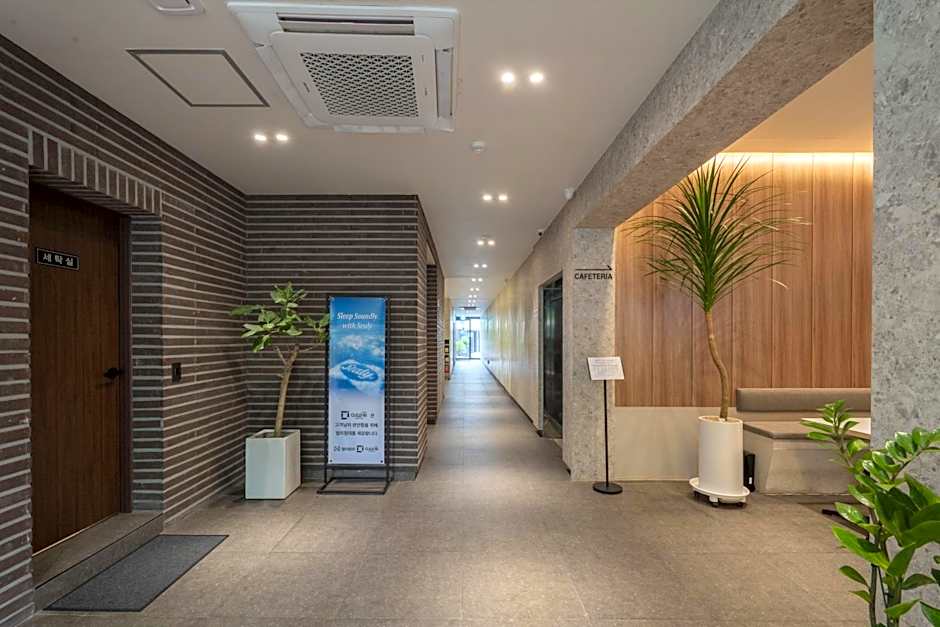 Cloud in Hotel Mokpo Peace Square