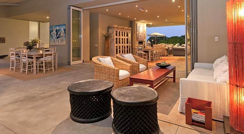 Mosselberg On Grotto Beach Boutique Villa