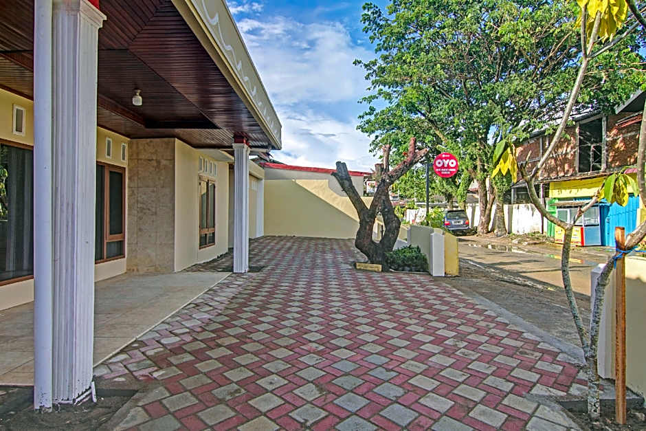 Capital O 90643 Suri Guest House Syariah