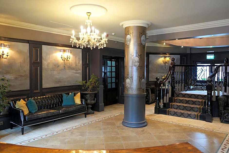 Benedicts Hotel