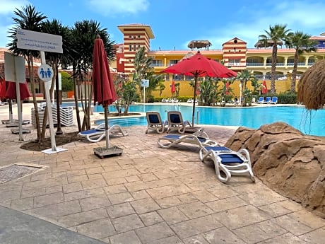 Patio suit, Porto marina