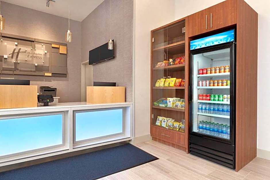 Holiday Inn Express Jamaica - JFK AirTrain - NYC By IHG