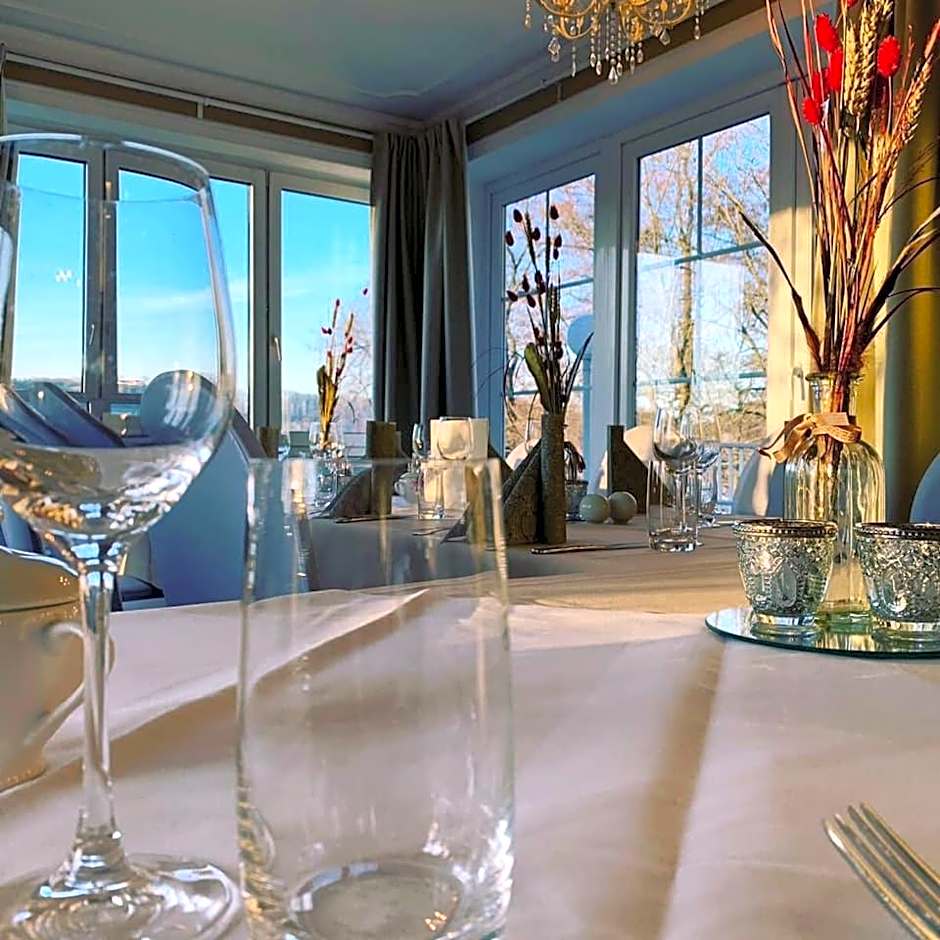 Strandhotel Vier Jahreszeiten Buckow