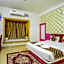 Hotel Marina Mahal