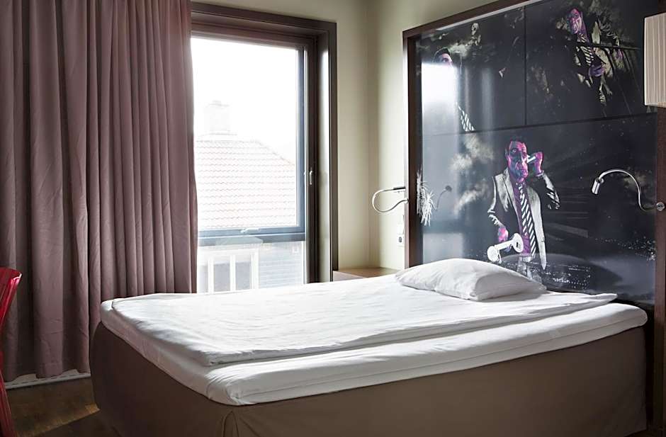 Comfort Hotel Square