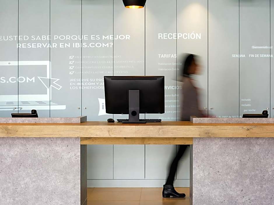 ibis Irapuato