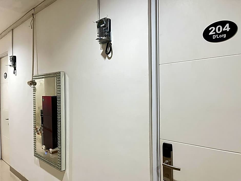 RedDoorz at Ring Road II Area Manado