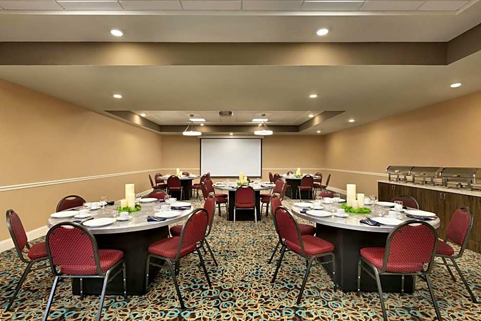 Hilton Garden Inn Statesville