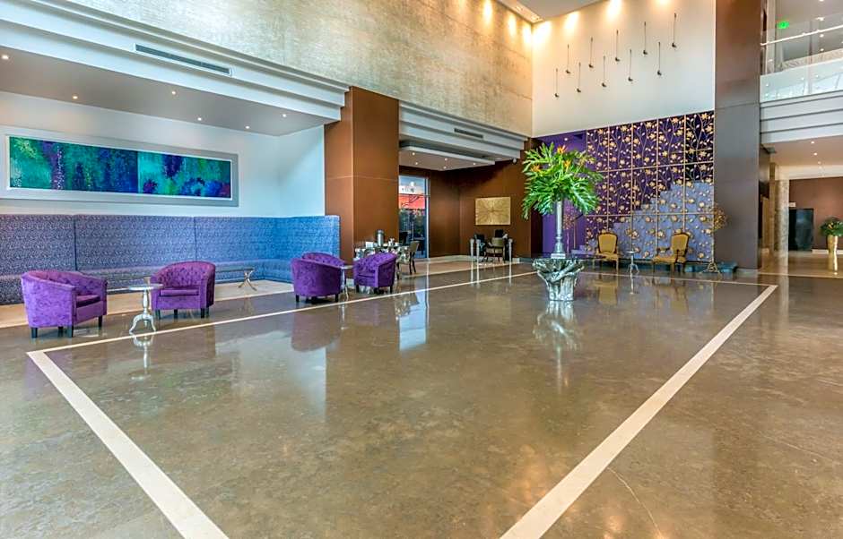 Sky Collection Lifestyle Hotel & Suites