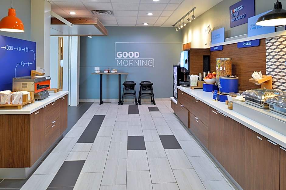 Holiday Inn Express and Suites Wylie West By IHG