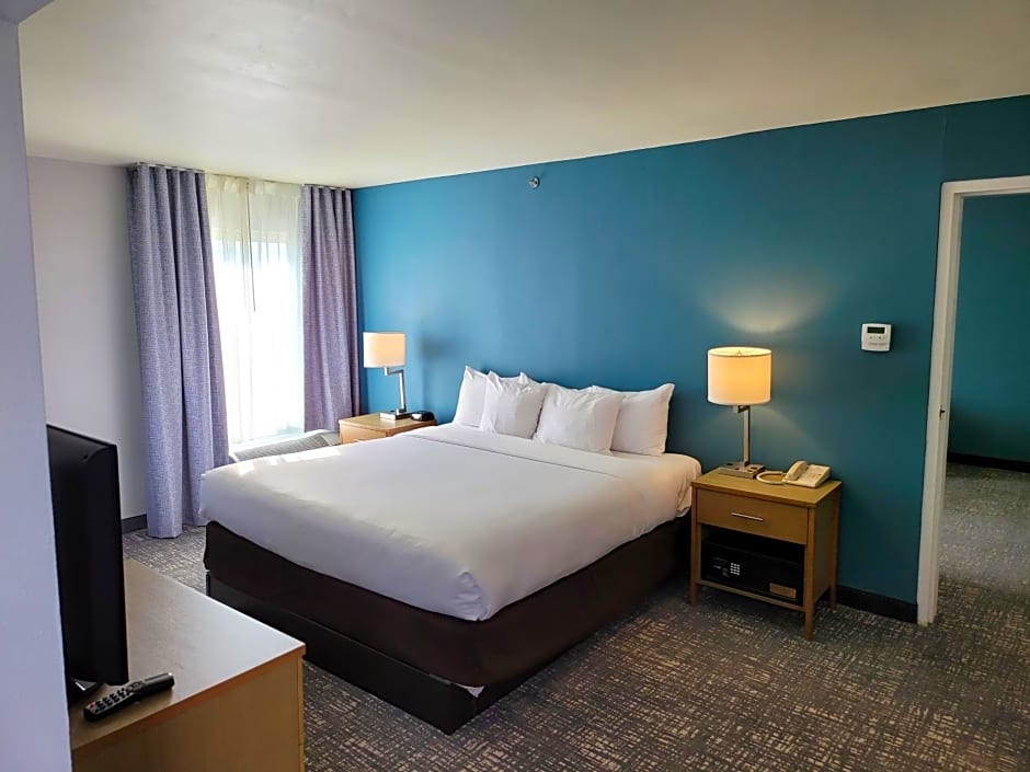 Comfort Inn & Suites Alexandria Van Dorn Street