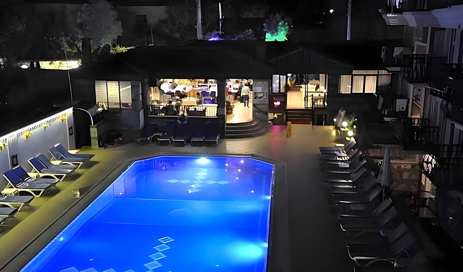Magic Tulip Beach Hotel