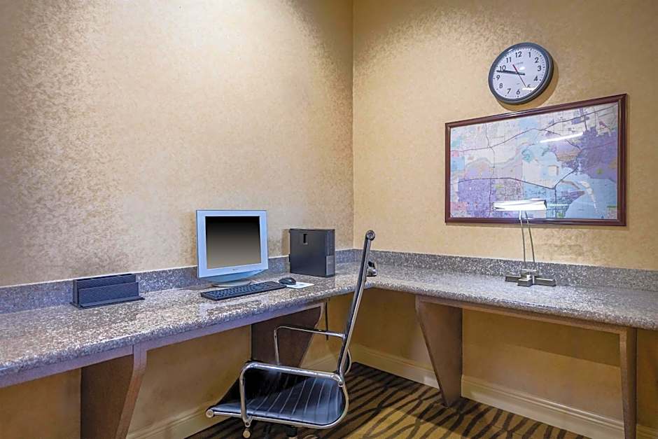 Studio 6 Suites Pasadena, TX