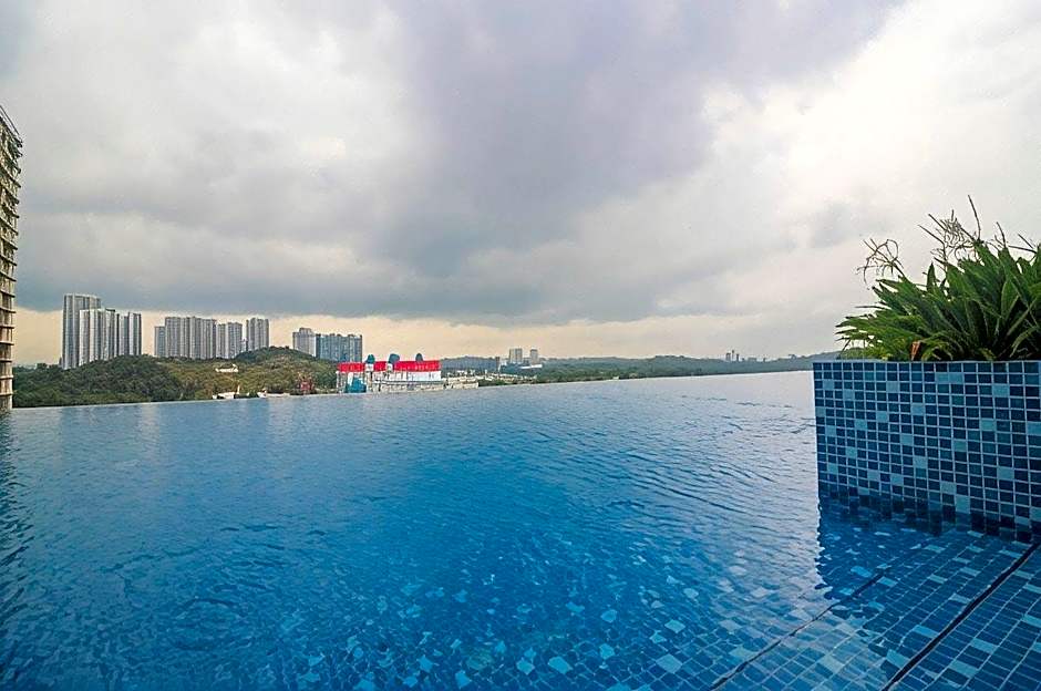 D'Pristine Suites at Medini