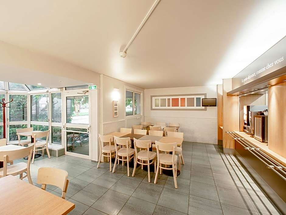 B&B Hôtel Pontault Combault