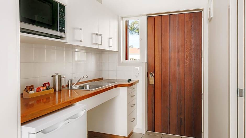 Ocean Beach Motor Lodge