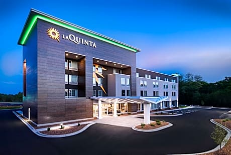 La Quinta Inn & Suites by Wyndham Wisconsin Dells